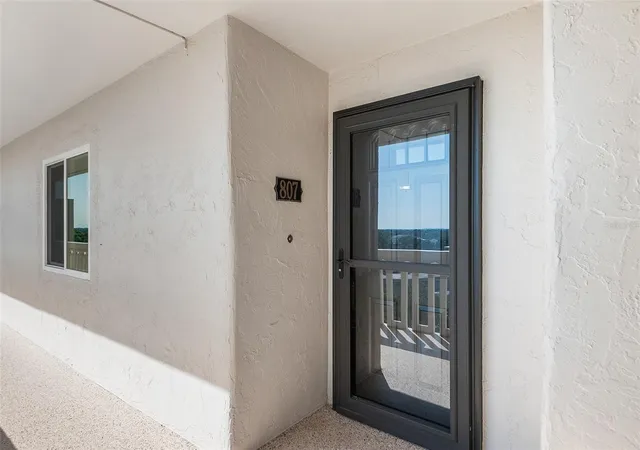 Photo 2 of Condo for sale at 1776 6th Street Nw #807, Winter Haven, FL 33881 | MLS# L4963444 | Listing updated on 2026-07-13