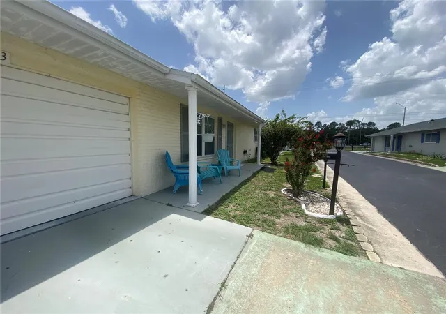 1st image of 703 Huxley Pl, Sun City Center, FL 33573 | MLS# TB8528462