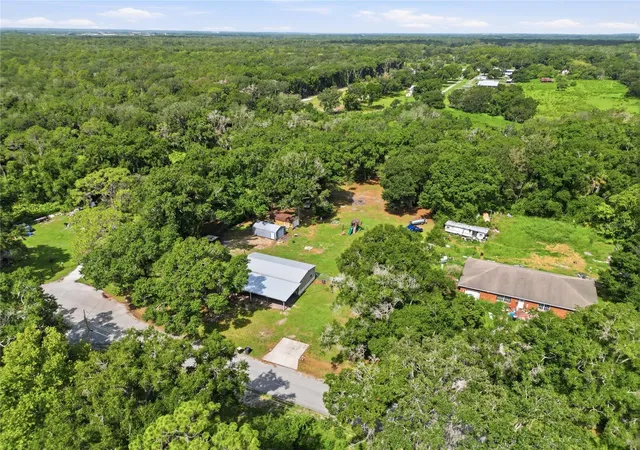 Photo 4 of Sale Pending at 1708 Robin St, Auburndale, FL 33823 | MLS# P4939290 | Listing updated on 2026-10-02