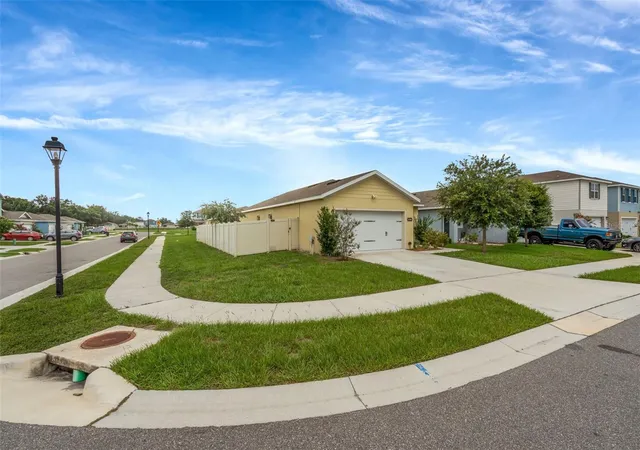Photo 3 of Single family home for sale at 35088 Jomar Ave, Zephyrhills, FL 33541 | MLS# TB8528481 | Listing updated on 2026-10-10