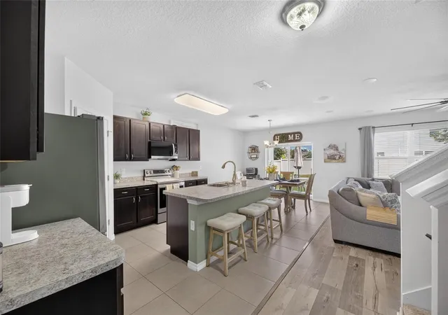 3rd image of 8115 Harwich Port Ln, Gibsonton, FL 33534 | MLS# TB8528483