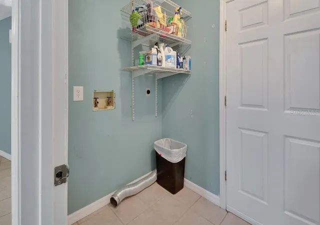 32nd image of 235 W Retta St, De Leon Springs, FL 32130 | MLS# V4950167