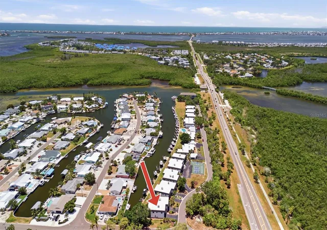 Photo 4 of Townhouse for sale at 10301 Waterbird Way #39, Bradenton, FL 34209 | MLS# A4699750 | Listing updated on 2026-09-24