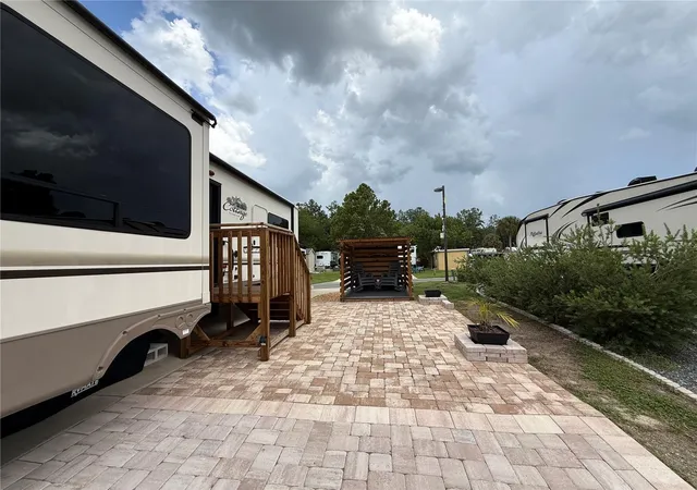 4th image of 2856 Ne 104Th Ave, Silver Springs, FL 34488 | MLS# O6424469
