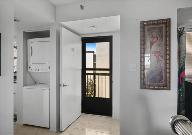 2nd image of 9860 62Nd Ter N #1047, Saint Petersburg, FL 33708 | MLS# O6424474