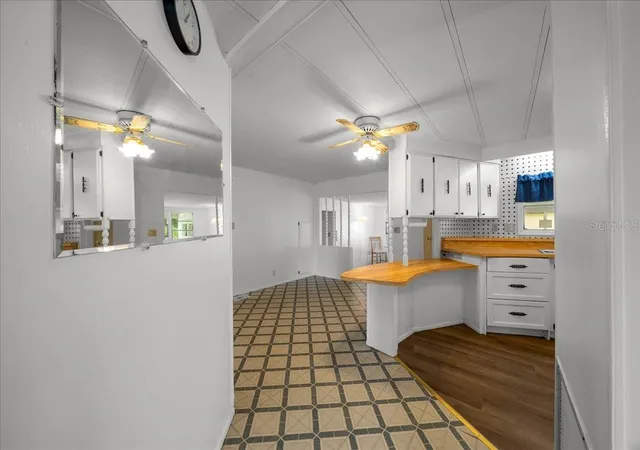 5th image of 3221 Se 39Th Ave, Ocala, FL 34480 | MLS# OM728333