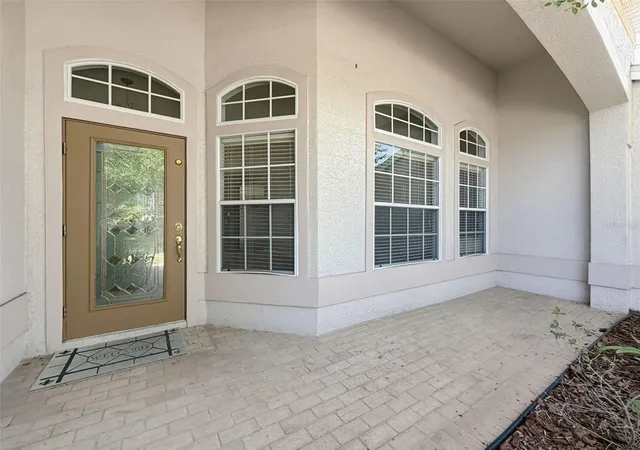 5th image of 2021 Rutherford Dr, Dover, FL 33527 | MLS# W7887573