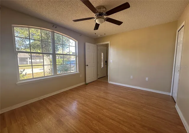 Photo 3 of Single family home for sale at 17432 Woodcrest Way, Clermont, FL 34714 | MLS# O6424484 | Listing updated on 2026-08-18