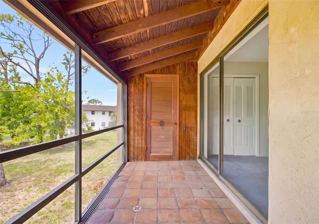 2nd image of 10 Quails Run Blvd, ENGLEWOOD, FL 34223