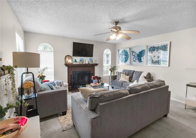 4th image of 11942 Skylake Pl #C, Temple Terrace, FL 33617 | MLS# TB8528535