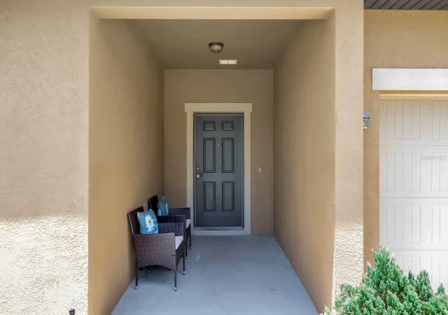 3rd image of 996 Joyce Rd, Lake Wales, FL 33853 | MLS# S5153586