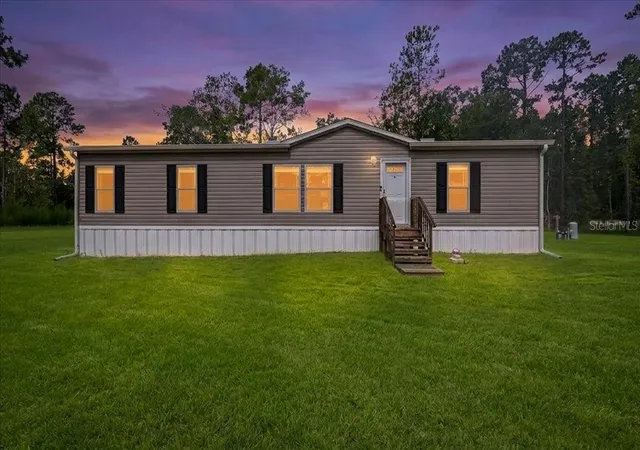 Photo 1 of Sale Pending at 8500 E Highway 318, Citra, FL 32113 | MLS# OM728340 | Listing updated on 2026-09-12
