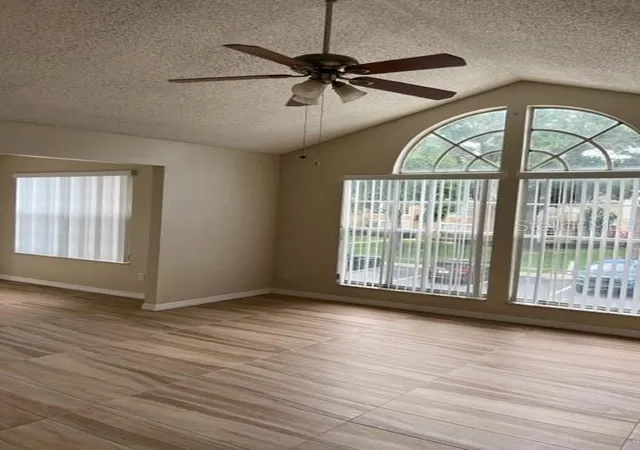 2nd image of 662 Youngstown Pkwy #206, Altamonte Springs, FL 32714 | MLS# R4911642