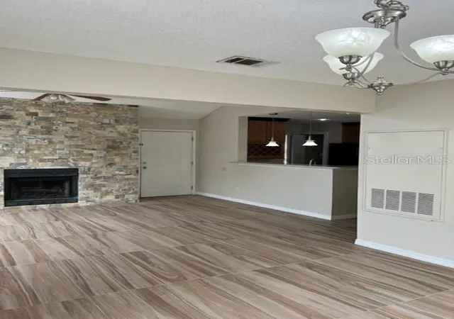 3rd image of 662 Youngstown Pkwy, ALTAMONTE SPRINGS, FL 32714