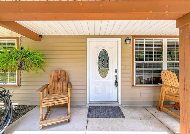 2nd image of 12290 Se 141st Avenue Rd, Ocklawaha, FL 32179 | MLS# O6424512