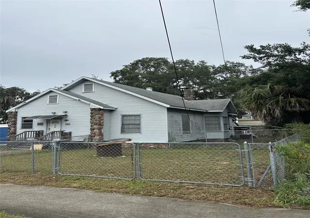 1st image of 103 E Ward Ave, Eustis, FL 32726 | MLS# G5115026