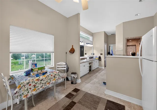 Photo 5 of Single family home for sale at 421 Willow Oak Ct, Fort Meade, FL 33841 | MLS# N6145008 | Listing updated on 2026-08-18