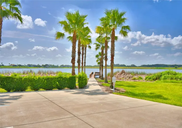 3rd image of 361 Adams View Ln, Auburndale, FL 33823 | MLS# L4963453