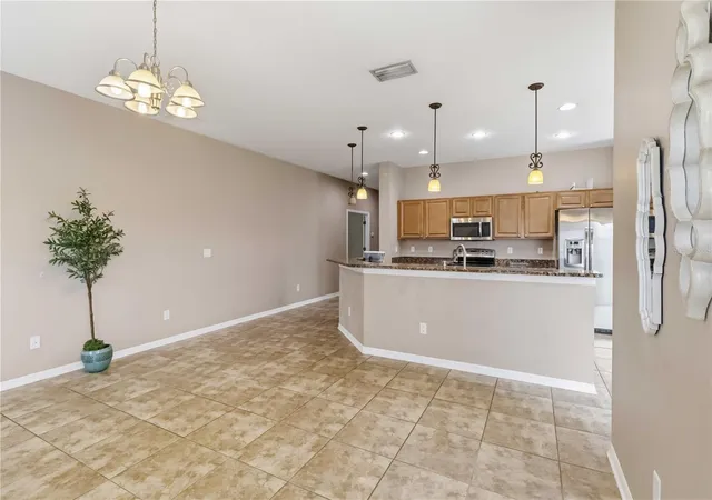 Photo 4 of Single family home for sale at 820 Parker Den Dr, Ruskin, FL 33570 | MLS# A4699776 | Listing updated on 2026-09-17