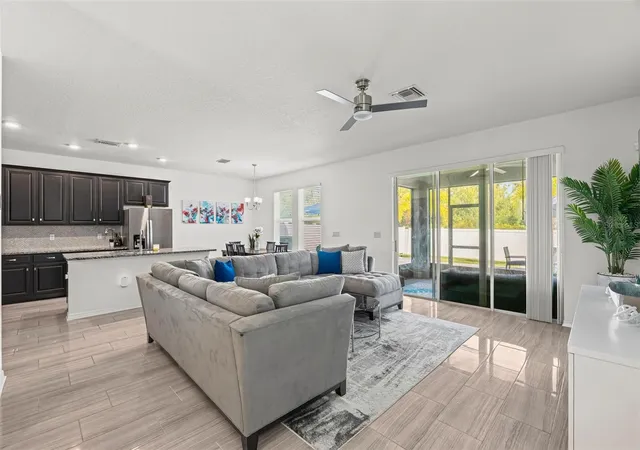 Photo 4 of Single family home for sale at 4327 Reisswood Loop, Palmetto, FL 34221 | MLS# A4699779 | Listing updated on 2026-10-08