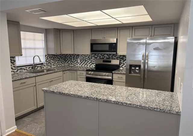 Photo 2 of Condo for sale at 4015 Ashford Green Pl #D202, Tampa, FL 33613 | MLS# TB8528565 | Listing updated on 2026-08-13
