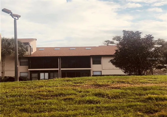 2nd image of 3036 S Semoran Blvd, ORLANDO, FL 32822