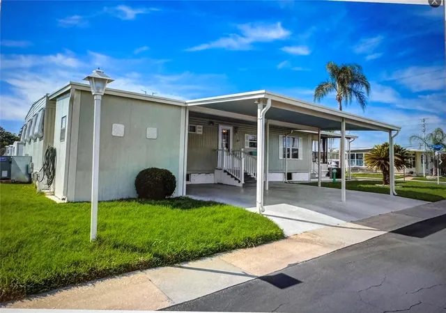 2nd image of 225 Dixie Ln, Tarpon Springs, FL 34689 | MLS# TB8528582