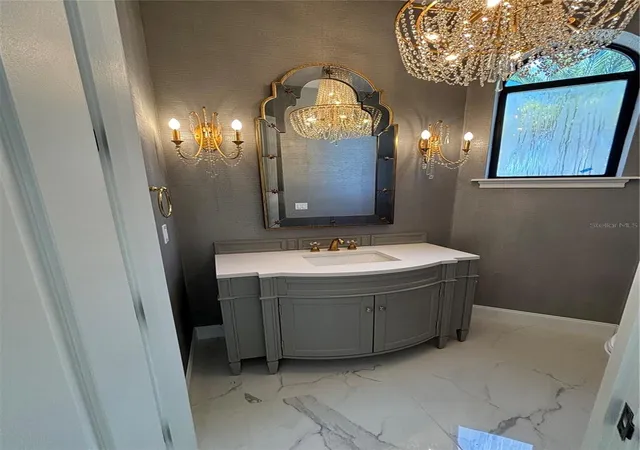 Photo 4 of Single family home for sale at 1040 Sweetwater Clb Blvd, Longwood, FL 32779 | MLS# S5153603 | Listing updated on 2026-10-02