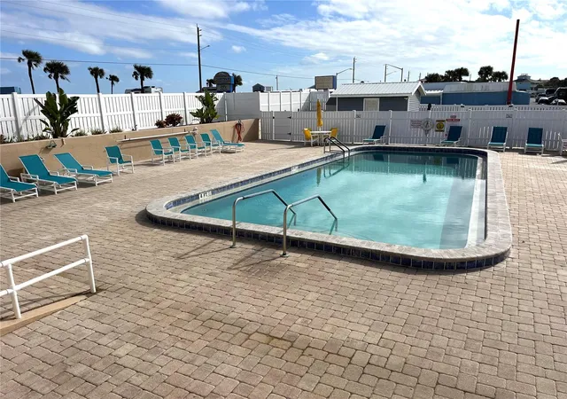 2nd image of 225 Starboard Dr, Flagler Beach, FL 32136 | MLS# FC319914