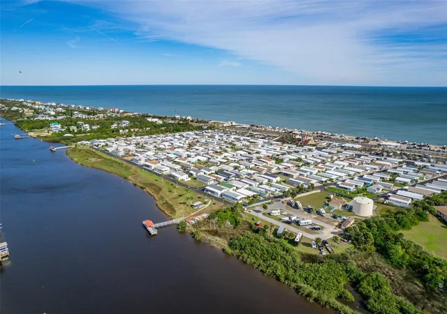 3rd image of 225 Starboard Dr, Flagler Beach, FL 32136 | MLS# FC319914