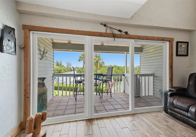 Photo 4 of Townhouse for sale at 1375 Pinellas Bayway S #39, Saint Petersburg, FL 33715 | MLS# TB8528608 | Listing updated on 2026-10-24