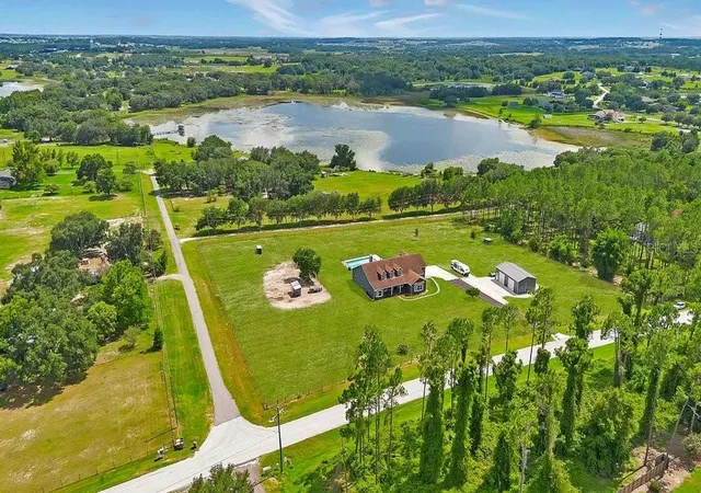 Photo 2 of Sale Pending at 11206 Howey Cross Rd, Clermont, FL 34715 | MLS# O6424541 | Listing updated on 2026-09-11