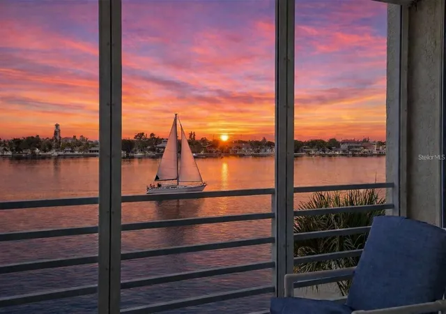 2nd image of 7984 Sailboat Key Blvd S #306, South Pasadena, FL 33707 | MLS# TB8528609
