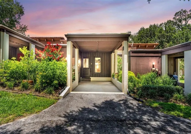 Condo for sale at 11 El Recodo #11, LAKELAND, FL 33813 | MLS# L4963457