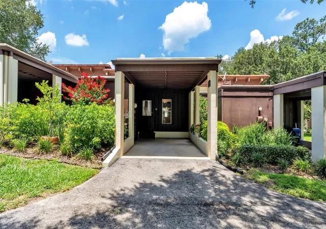 Photo 2 of Condo for sale at 11 El Recodo #11, Lakeland, FL 33813 | MLS# L4963457 | Listing updated on 2026-09-26