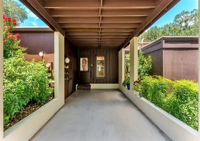 Photo 3 of Condo for sale at 11 El Recodo #11, Lakeland, FL 33813 | MLS# L4963457 | Listing updated on 2026-09-26