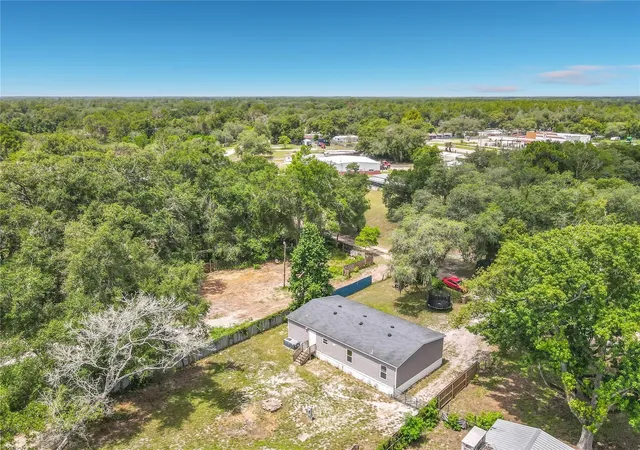 52nd image of 40628 Palm Dr, Eustis, FL 32736 | MLS# G5115039