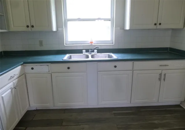 5th image of 12 Hwy 630 W, Frostproof, FL 33843 | MLS# K4903631