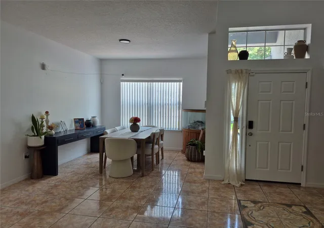 Photo 4 of Single family home for sale at 560 Viceroy Ct, Kissimmee, FL 34758 | MLS# O6424564 | Listing updated on 2026-08-11