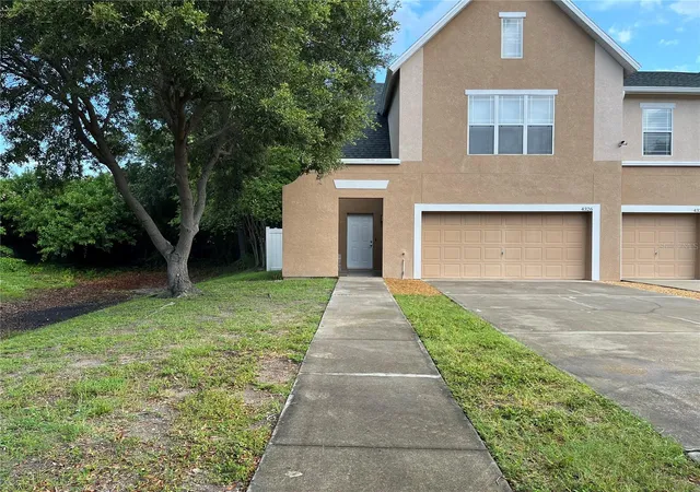 Townhouse for sale at 4326 Tyler Cir N, Saint Petersburg, FL 33709 | MLS# TB8528650