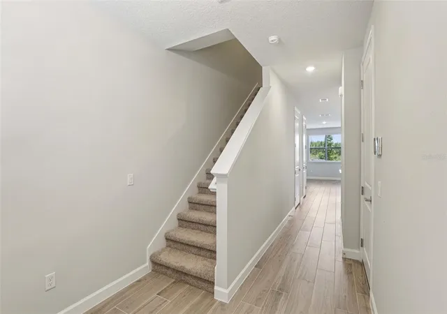 Photo 3 of Townhouse for sale at 7558 Deer Valley Cir, Tampa, FL 33635 | MLS# TB8528659 | Listing updated on 2026-10-03