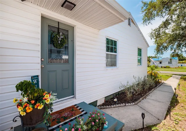 Photo 3 of Single family home for sale at 1220 56th Avenue N, Saint Petersburg, FL 33703 | MLS# TB8528662 | Listing updated on 2026-08-19