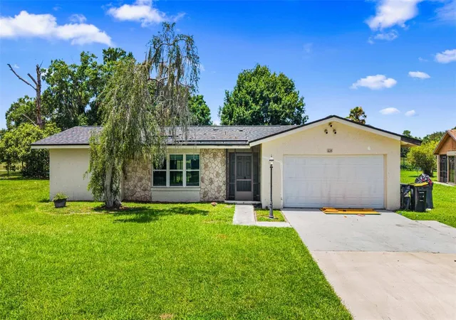 Homes for sale in Poinciana, FL | 623 Wood Dr, Poinciana, FL 34759 | MLS# O6424588