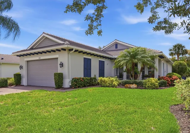 Photo 1 of Single family home for sale at 5029 Lake Overlook Ave, Bradenton, FL 34208 | MLS# A4699811 | Listing updated on 2026-08-23