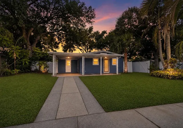 Single family home for sale at 4402 W Trilby Ave, TAMPA, FL 33616 | MLS# TB8528687