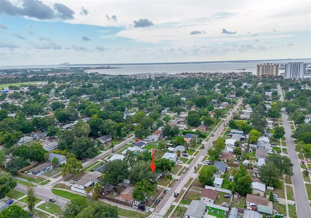Photo 2 of Single family home for sale at 4402 W Trilby Ave, Tampa, FL 33616 | MLS# TB8528687 | Listing updated on 2026-10-01
