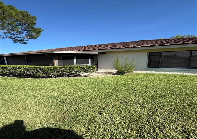 Photo 2 of Single family home for sale at 18427 Aintree Ct, Tampa, FL 33647 | MLS# TB8528692 | Listing updated on 2026-09-03