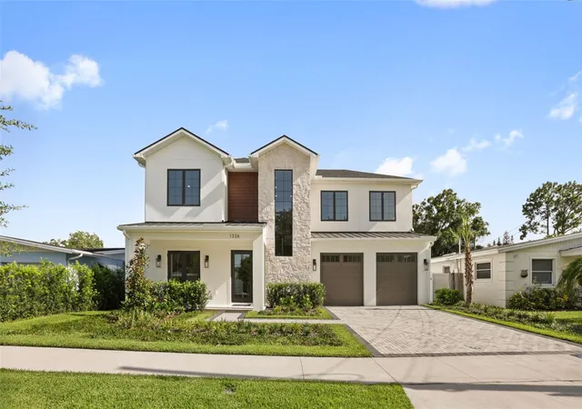 Photo 2 of Single family home for sale at 1326 W New Hampshire St, Orlando, FL 32804 | MLS# O6424610 | Listing updated on 2026-09-13