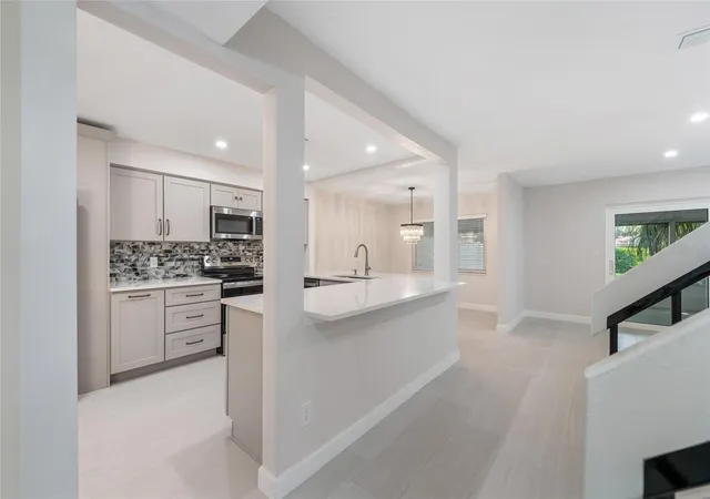 Photo 1 of Townhouse for sale at 8137 Citrus Chase Dr, Orlando, FL 32836 | MLS# O6424611 | Listing updated on 2026-08-08