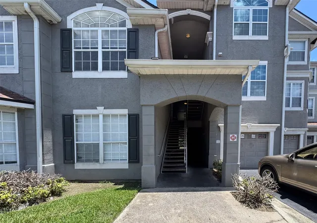 Photo 2 of Condo for sale at 3373 S Kirkman Rd #936, Orlando, FL 32811 | MLS# O6424618 | Listing updated on 2026-08-28
